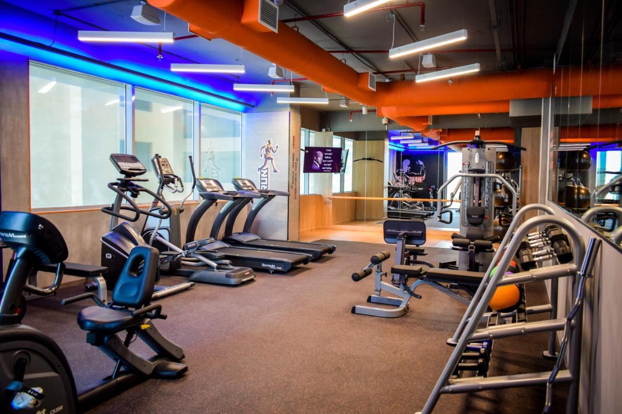 Saraya Corniche Hotel Doha Exterior foto The gym at the hotel