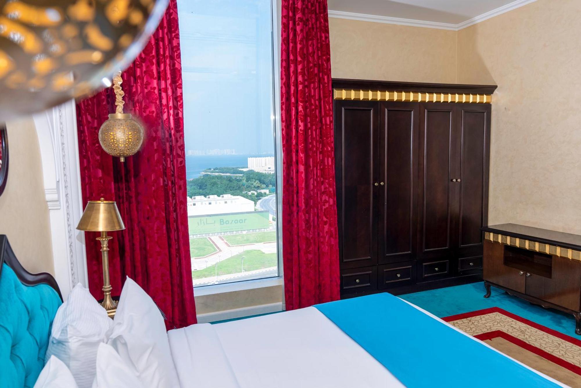 Saraya Corniche Hotel Doha Exterior foto