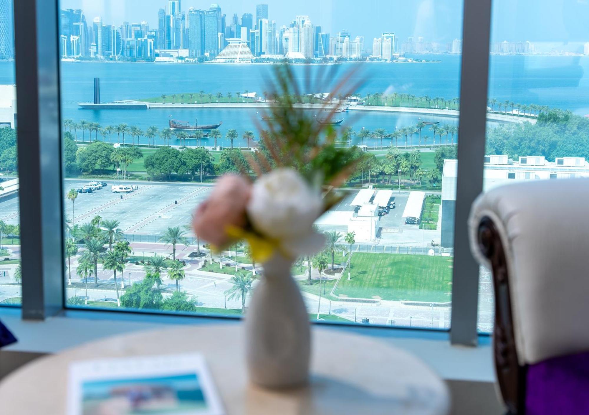 Saraya Corniche Hotel Doha Exterior foto View from a suite