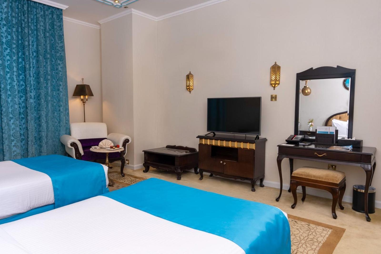 Saraya Corniche Hotel Doha Exterior foto A room at the hotel